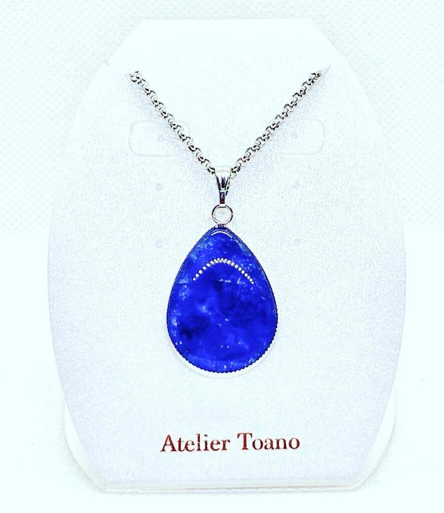 Atelier Toanoの青の花しずく　ネックレス